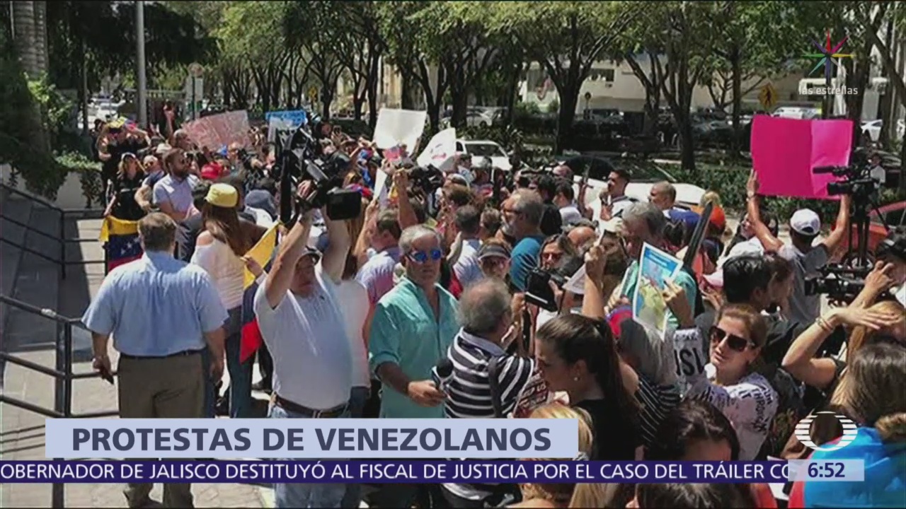 Venezolanos protestan frente a restaurante de Nusret Gökce