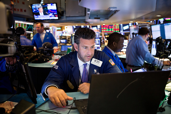 Wall Street cierra mixto y el Dow Jones retrocede