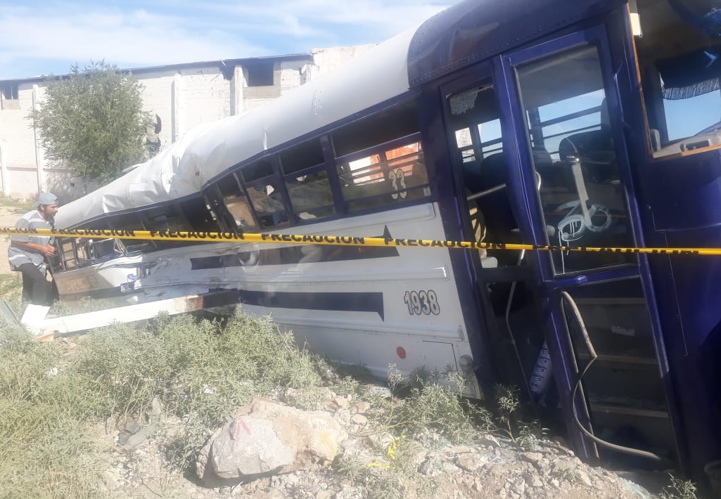 Accidente tren y camión Ciudad Juárez deja 15 lesionados