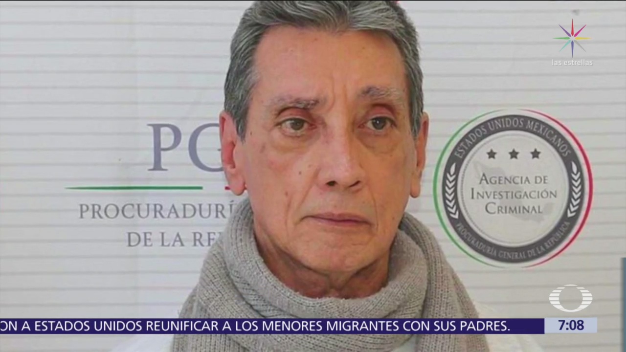 AMLO recibe carta de Mario Villanueva, preso por lavado
