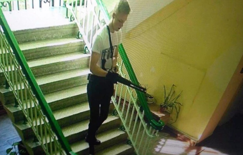 Video de masacre en secundaria de Crimea es difundido