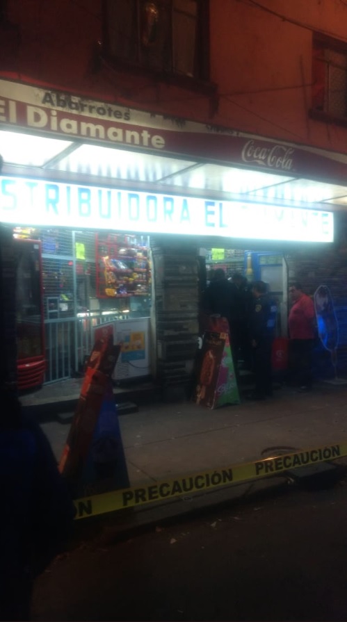 Balacera en tienda de abarrotes deja dos muertos en calzada Legaria