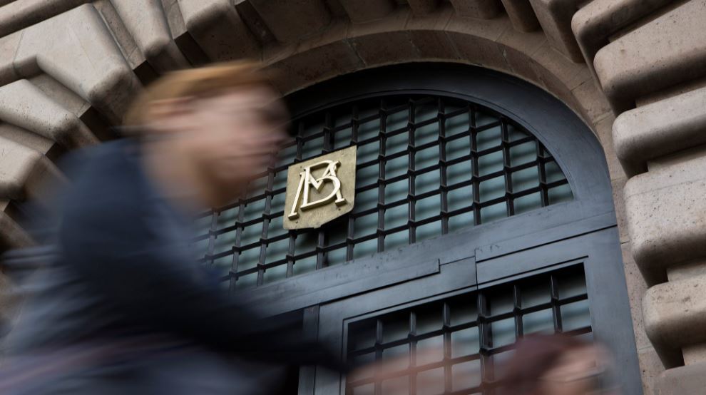 Banxico vigilará impactos a inflación, mantiene postura monetaria prudente: Minuta