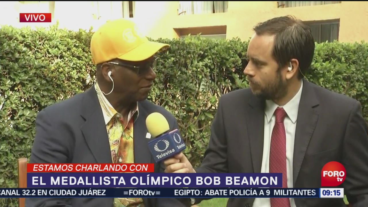 Bob Beamon, medallista olímpico, charla con Matutino Express