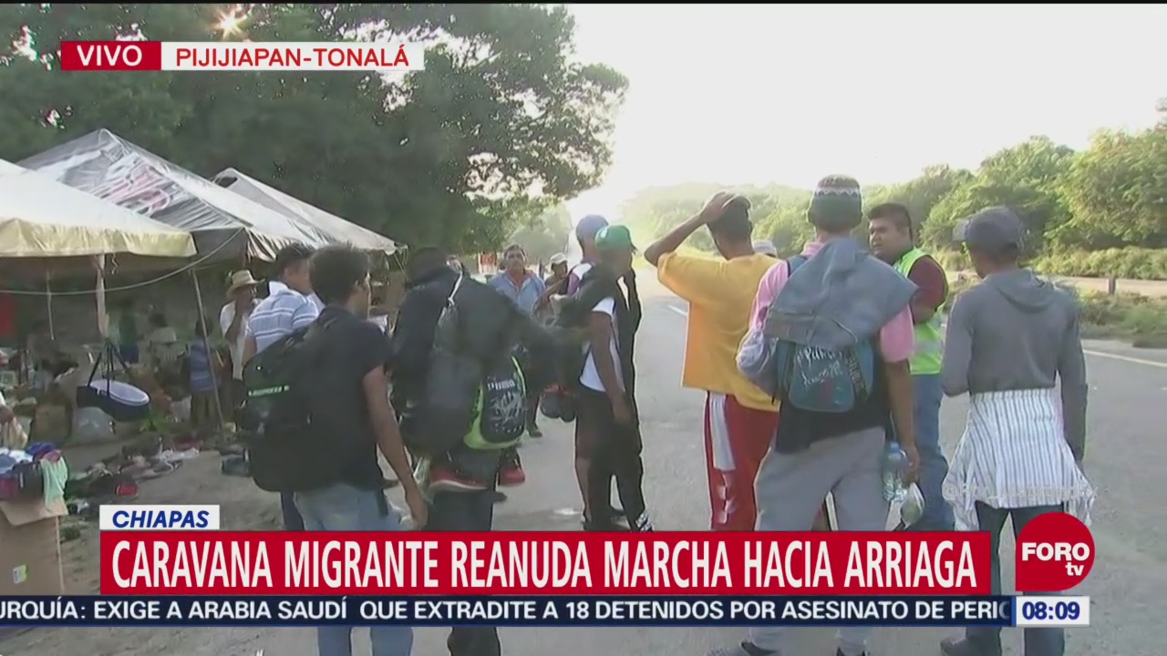 Caravana migrante avanza desde Pijijiapan a Arriaga, Chiapas