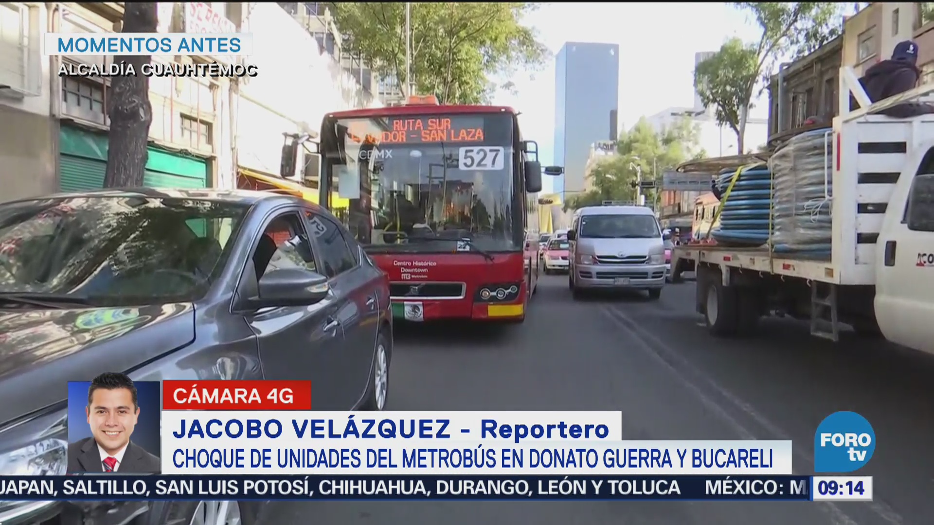 Chocan unidades de metrobús en Donato Guerra y Bucareli
