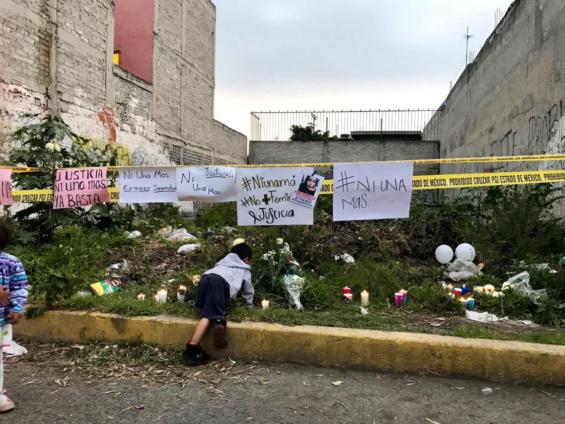 Marchan contra feminicidios en Jardines de Morelos, Ecatepec