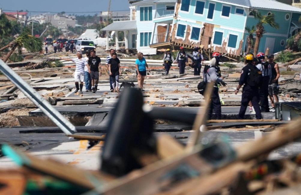 Suman 17 muertos por el huracán 'Michael' en Florida