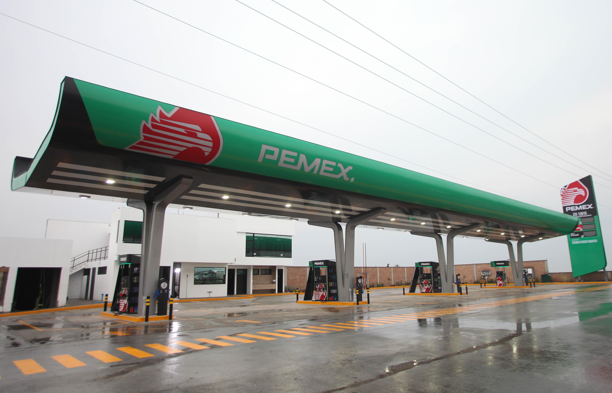 Baja perspectiva crediticia de Pemex responde a señales AMLO