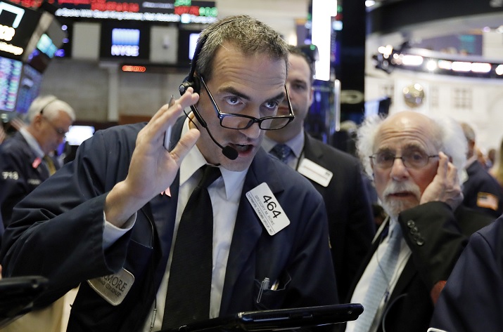 Wall Street cierra en verde y el Dow Jones avanza 2.17 por ciento