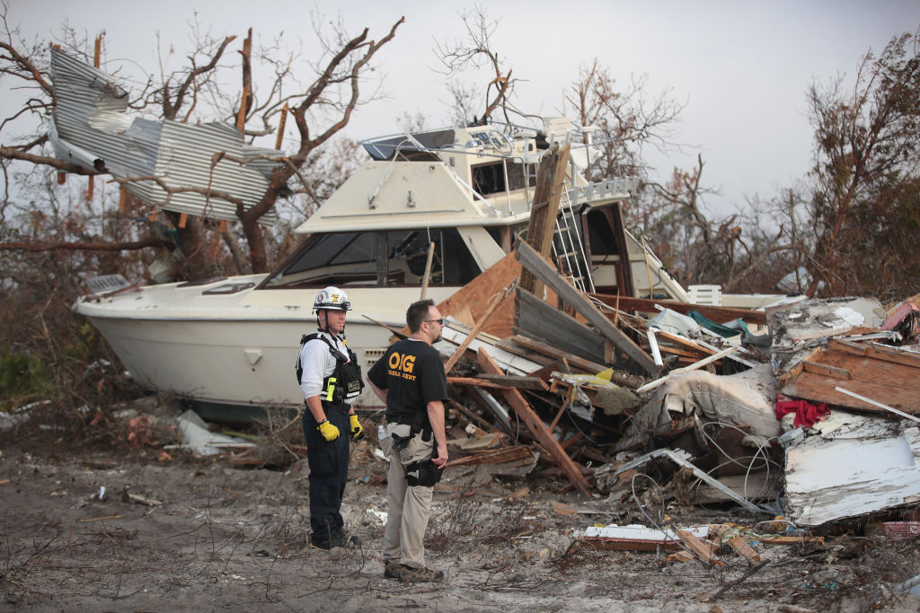 Suman 30 muertos en Estados Unidos por el huracán Michael