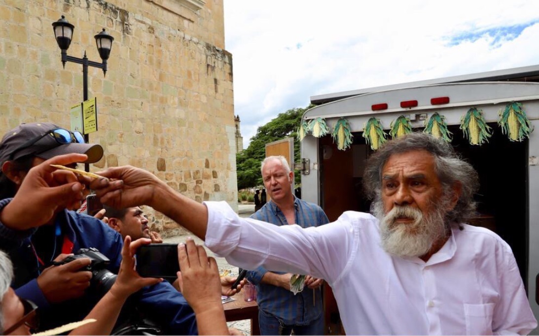 Francisco Toledo impulsa horno para totopos en Oaxaca