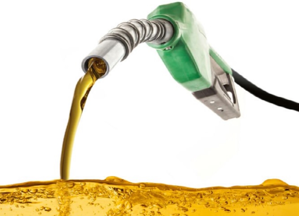 Precio de la gasolina se disparó 95% en el último sexenio