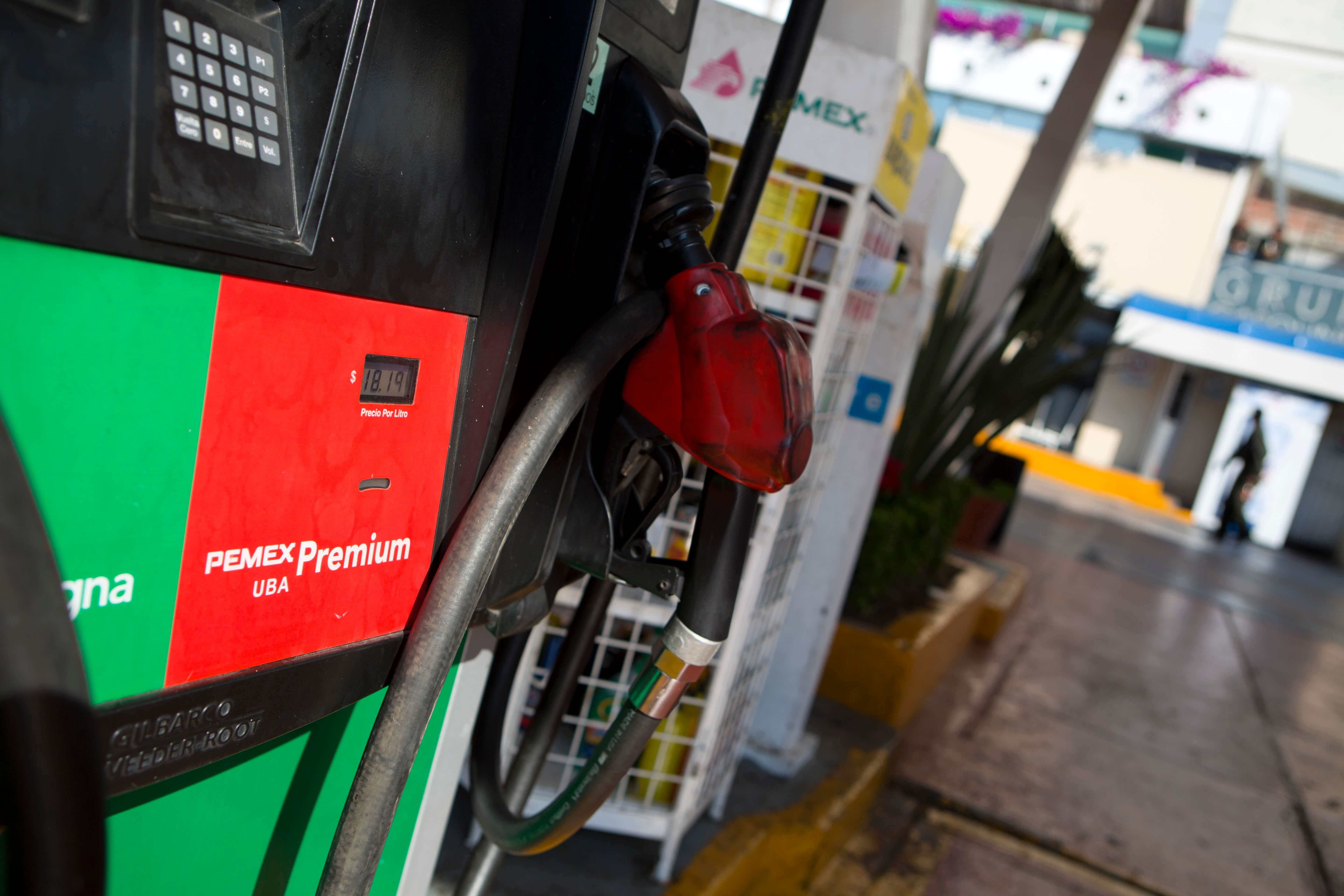 Hacienda quita estímulo fiscal a gasolina Premium