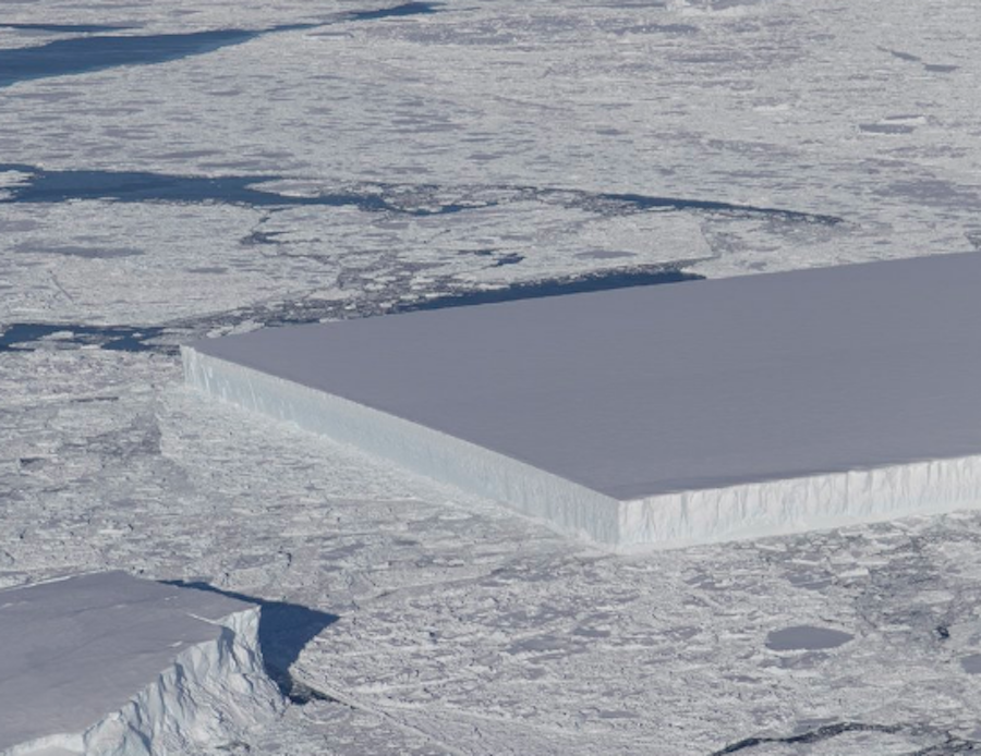 NASA detecta extraño iceberg rectangular en la Antártida