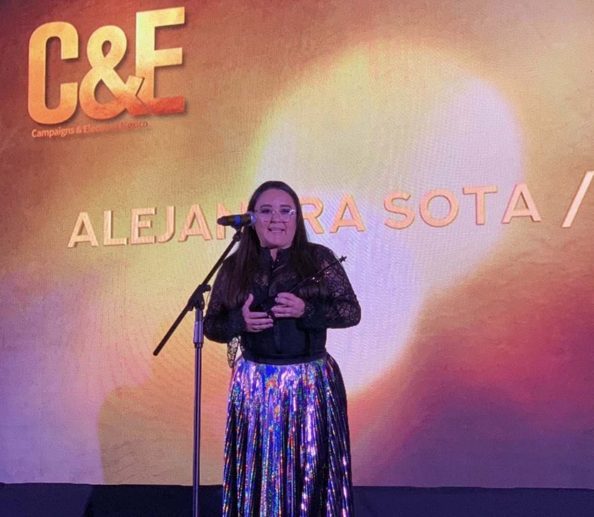 Alejandra Sota es galardonada en los Reed Awards