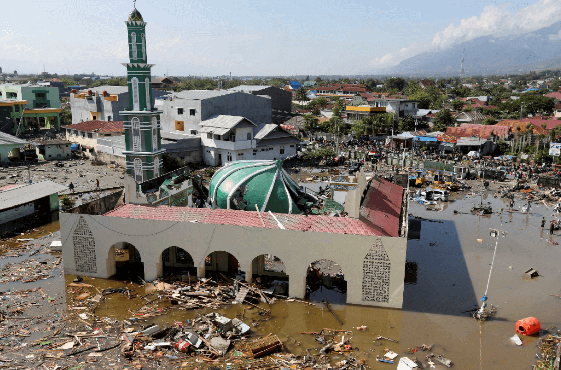 Indonesia tsunami: Buscan a posibles sobrevivientes