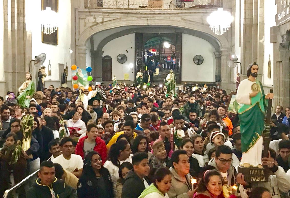 Devotos celebran a San Judas Tadeo en la CDMX