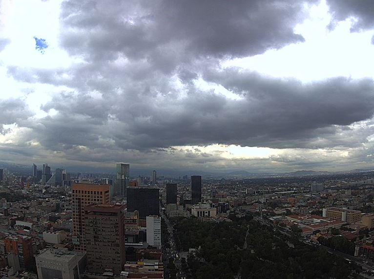 Prevén lluvias y una temperatura máxima de 22 grados en la Ciudad de México
