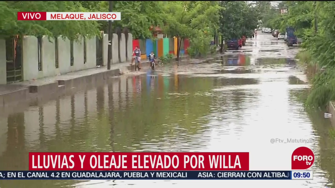 Lluvias y oleaje elevado por huracán ‘Willa’ en Jalisco