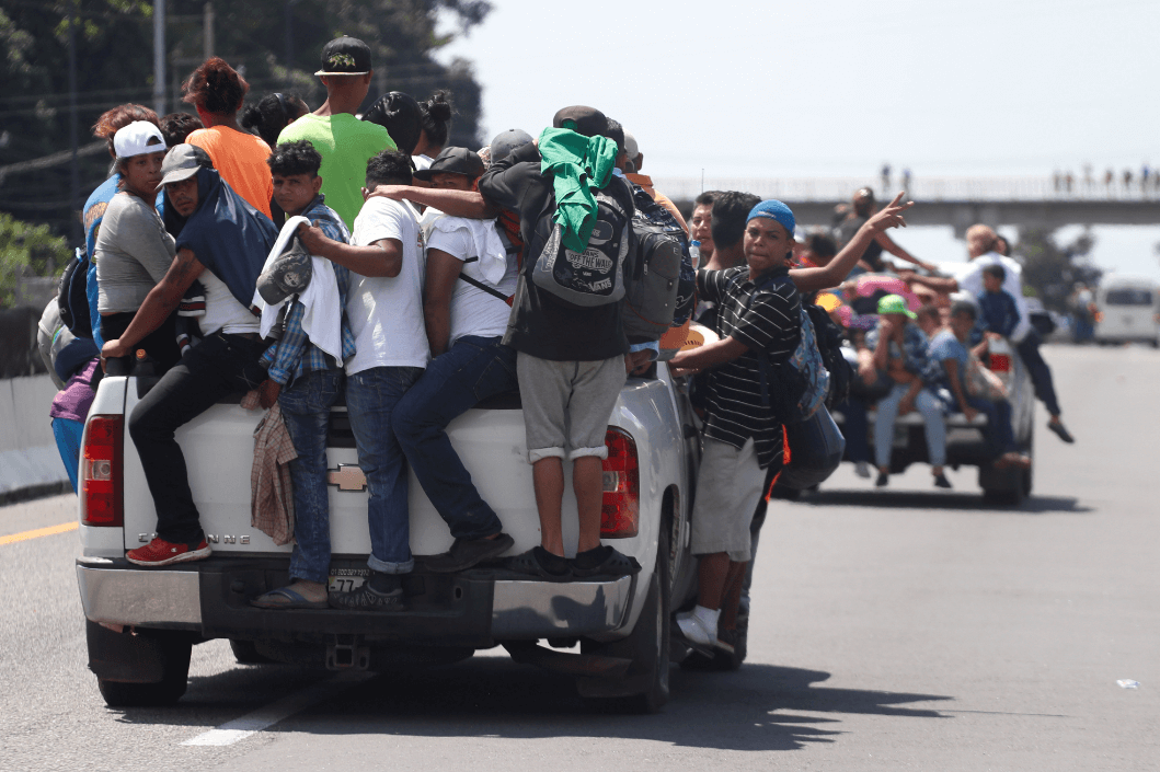 Miembros de la Caravana migrante llegan a Chiapas, México. (AP) 