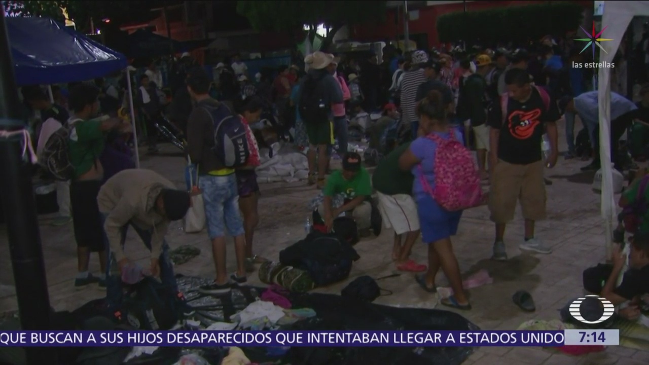 Migrantes salen de Huixtla rumbo a Mapastepec, Chiapas