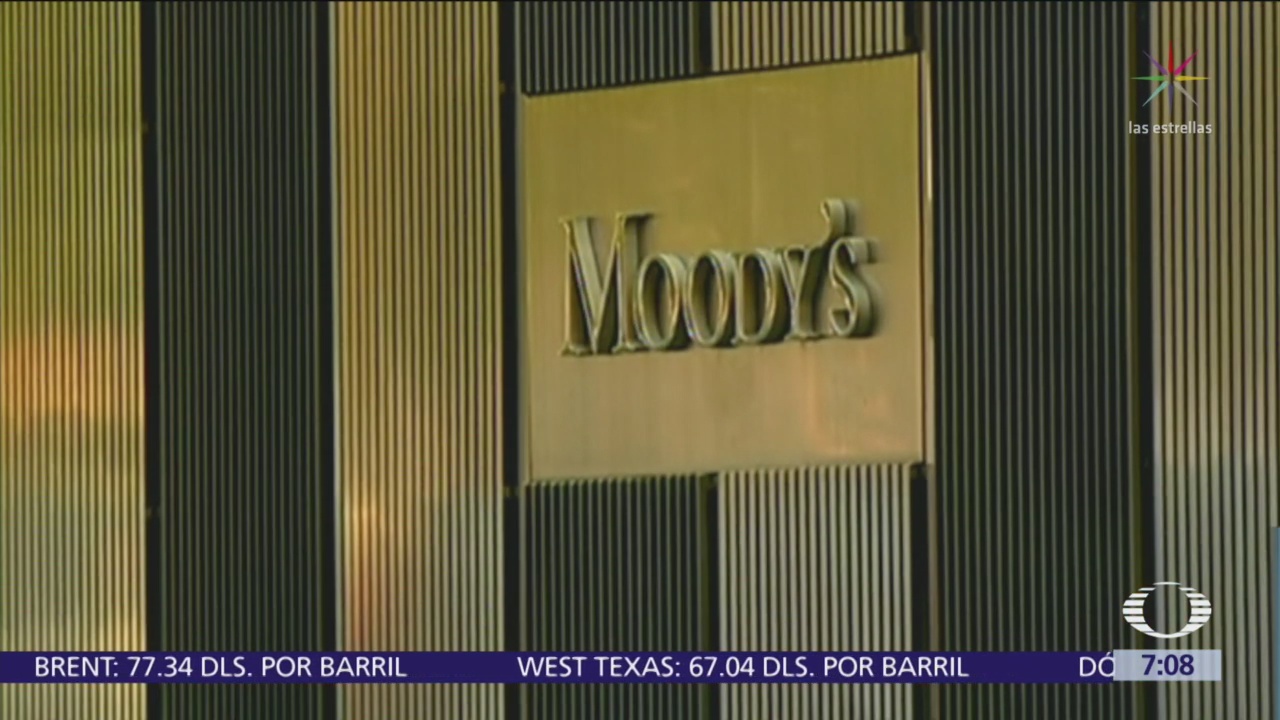 Moody's baja calificación a bonos principales del AICM