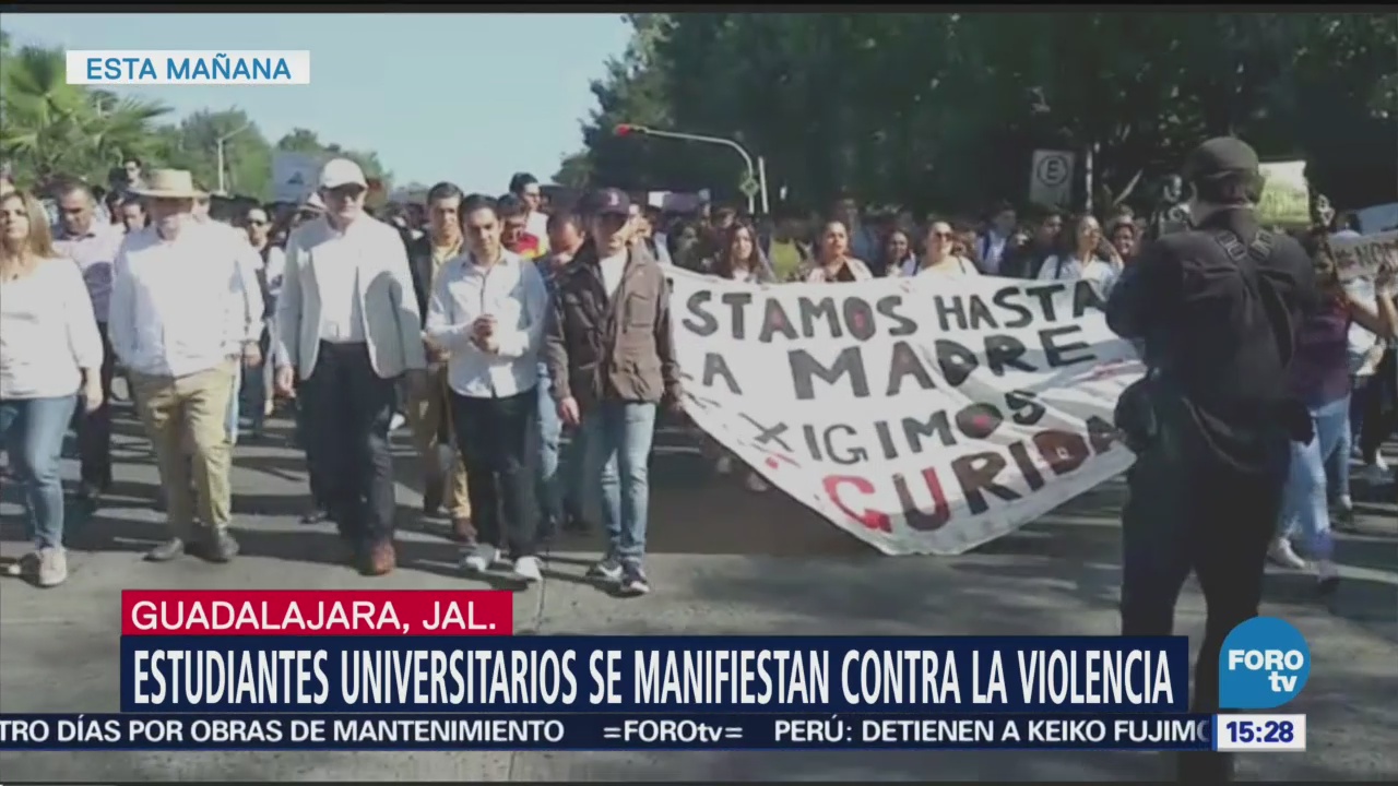 Estudiantes se manifiestan contra la violencia en Jalisco