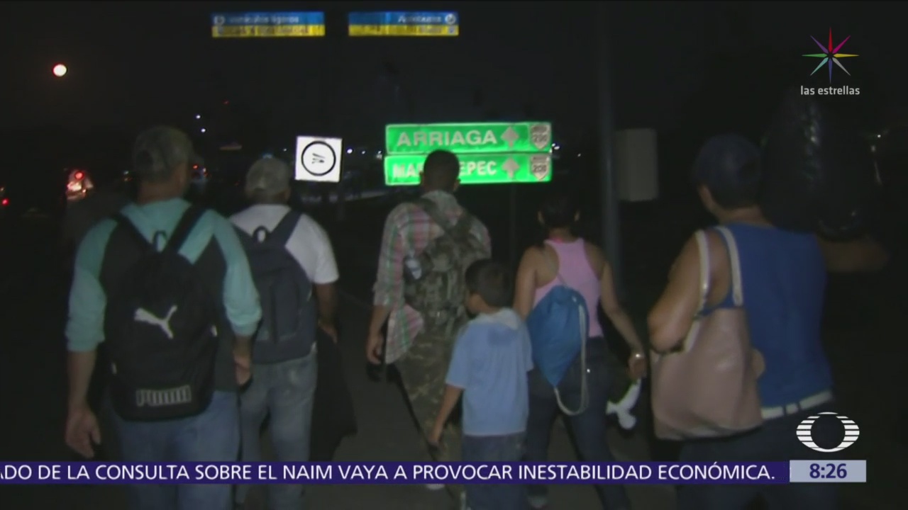 Primer contingente de la caravana migrante avanza hacia Mapastepec