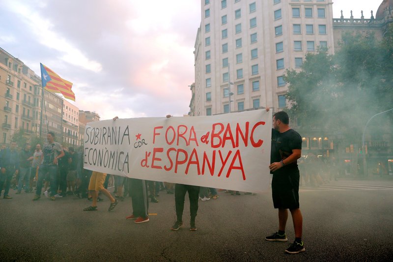 independentistas interrumpen trafico barcelona conmemorar referendum cataluna