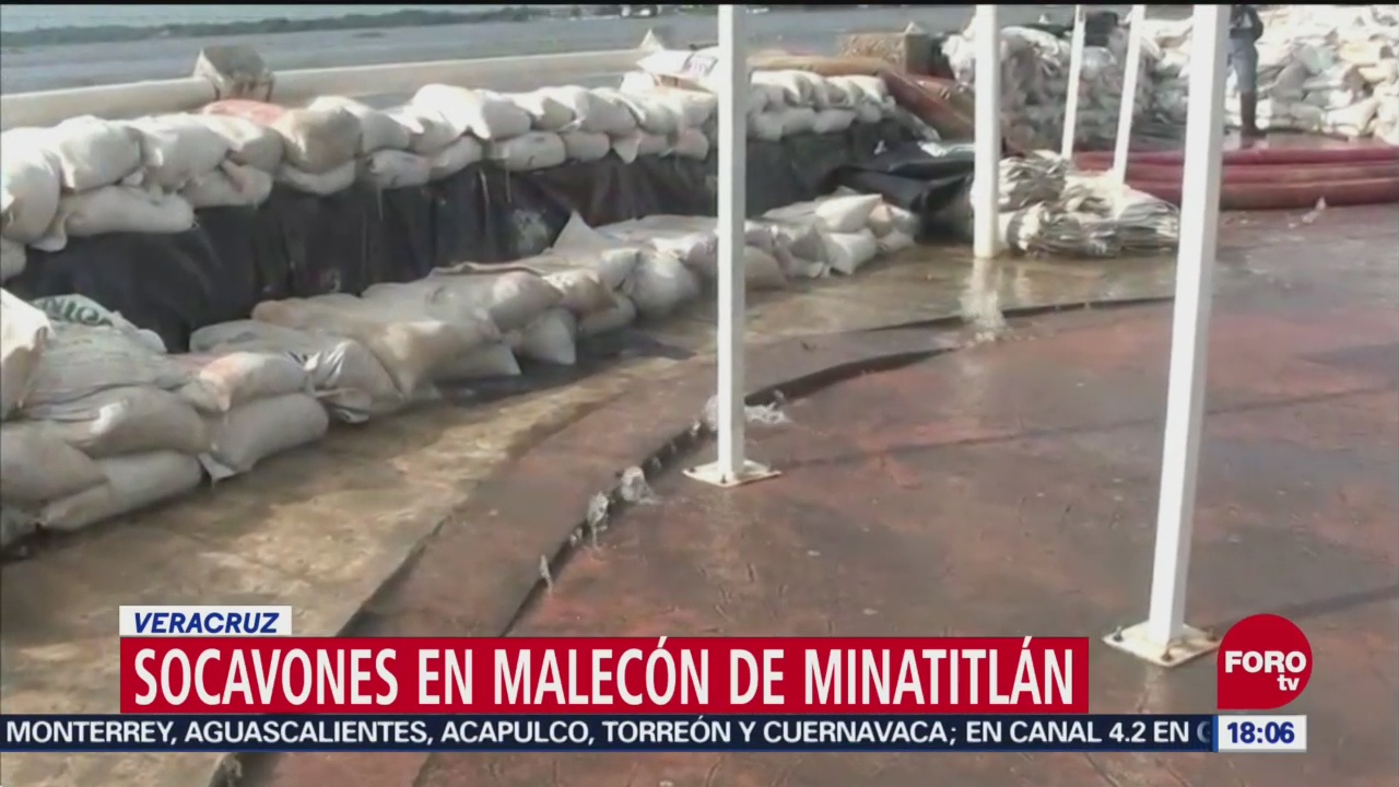 Se abren socavones en malecón de Minatitlán