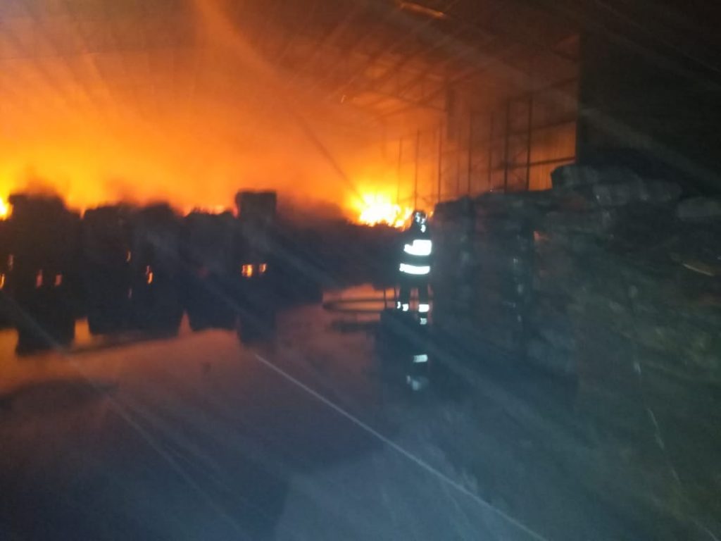 Se incendia bodega en Nuevo León