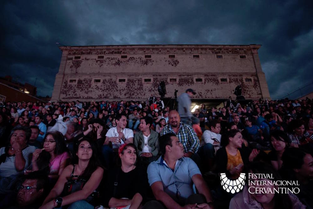 Cuánto turismo llega a Guanajuato durante el Festival Cervantino