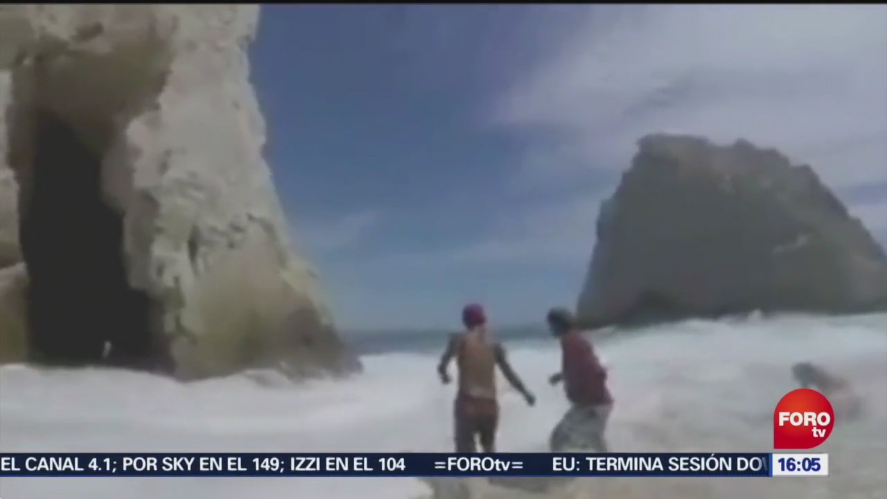 Turistas se aventuran al mar y son rescatados en Los Cabos