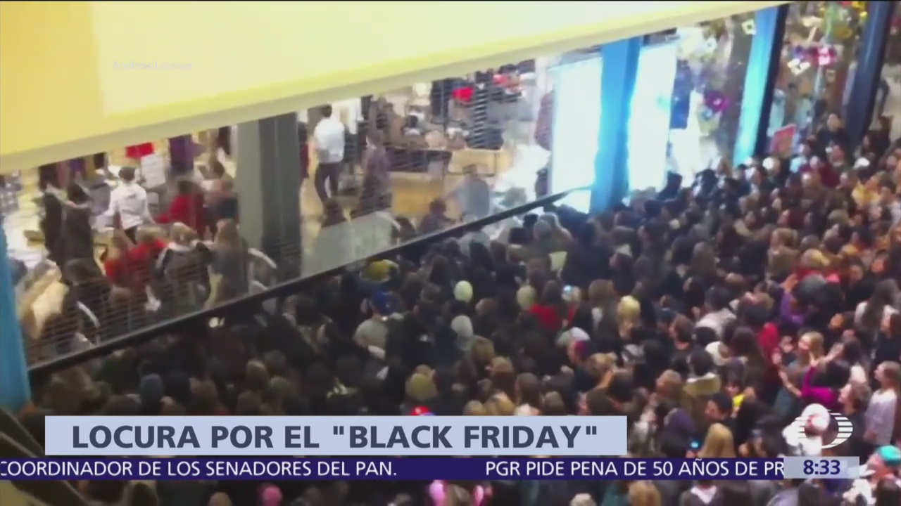 Black Friday atrae a millones de consumidores a tiendas de Estados Unidos
