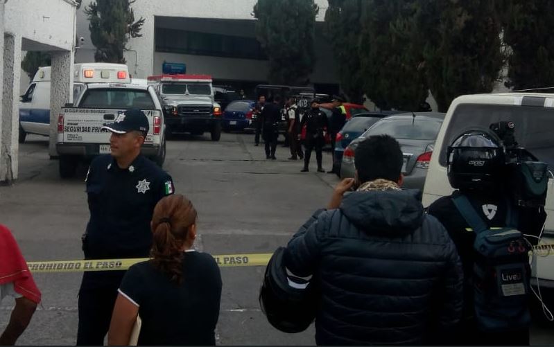 Asalto a camioneta de valores deja un muerto en Naucalpan, Edomex