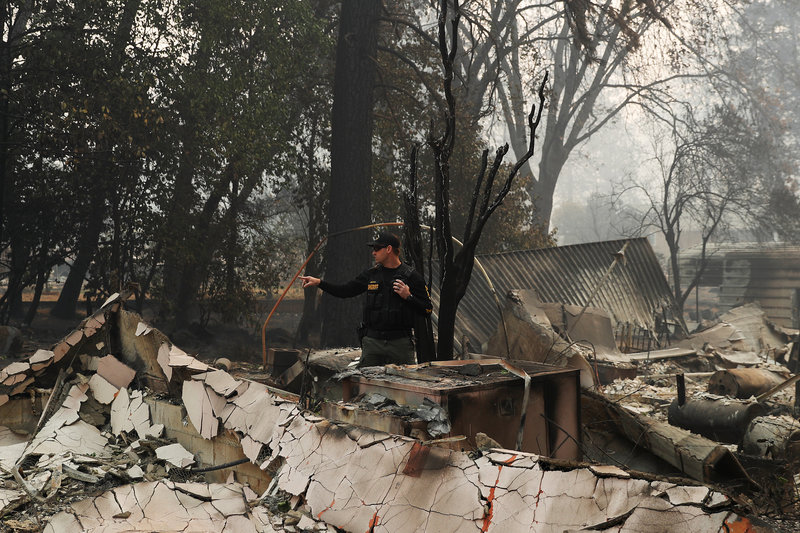se eleva 23 cifra de muertos por incendios en california