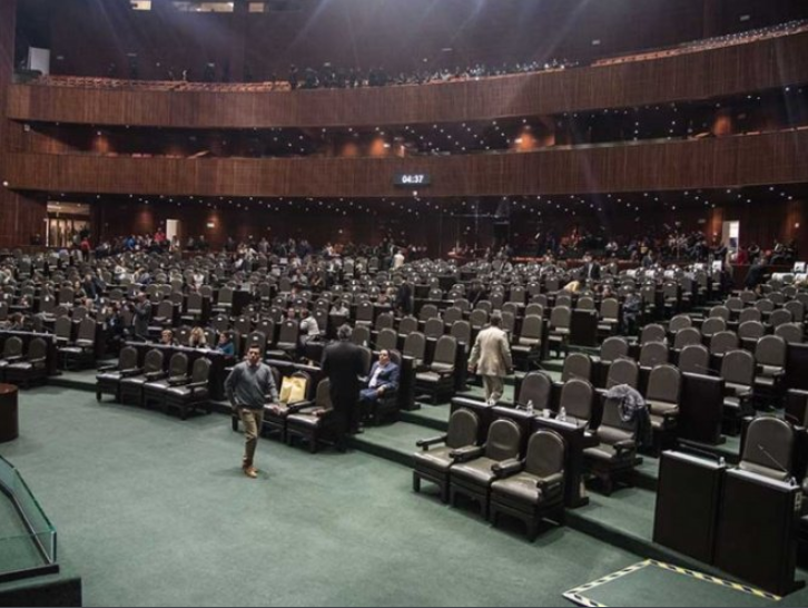 Diputados desechan parte de la reforma sobre fuero