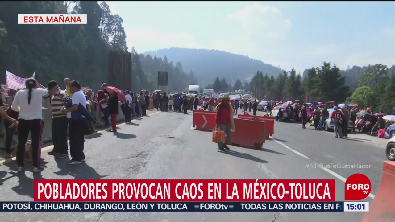Caos vial por bloqueo en la carretera México-Toluca