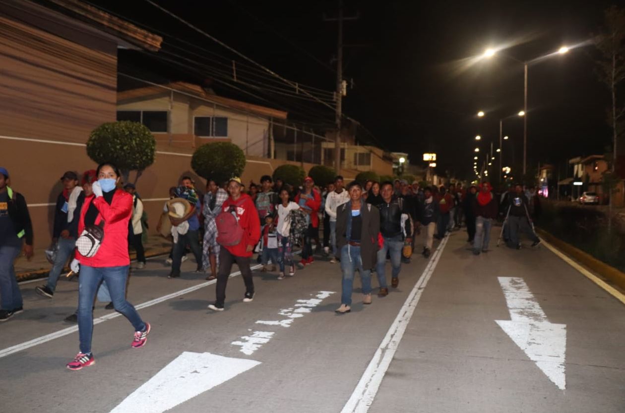 caravana migrante llega parroquia en puebla