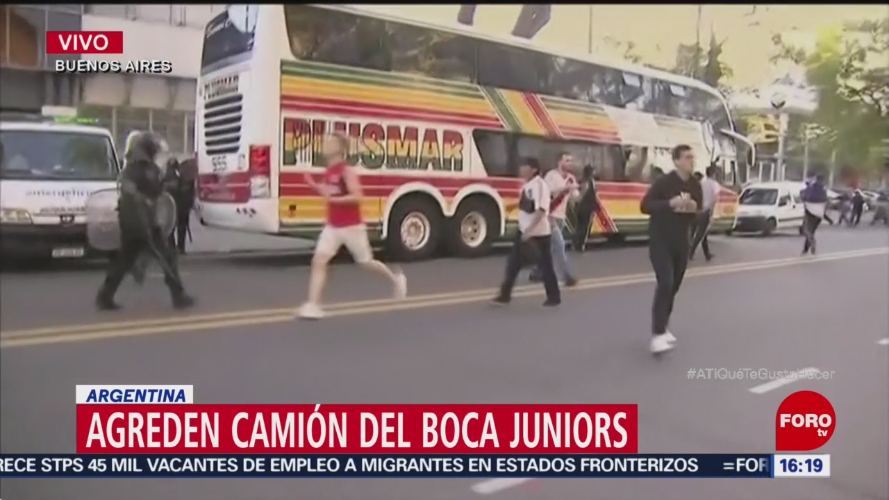 Continúan Enfrentamientos En Argentina Agresión A Camión Del Boca Juniors Monumental Campeón De La Copa Libertadores