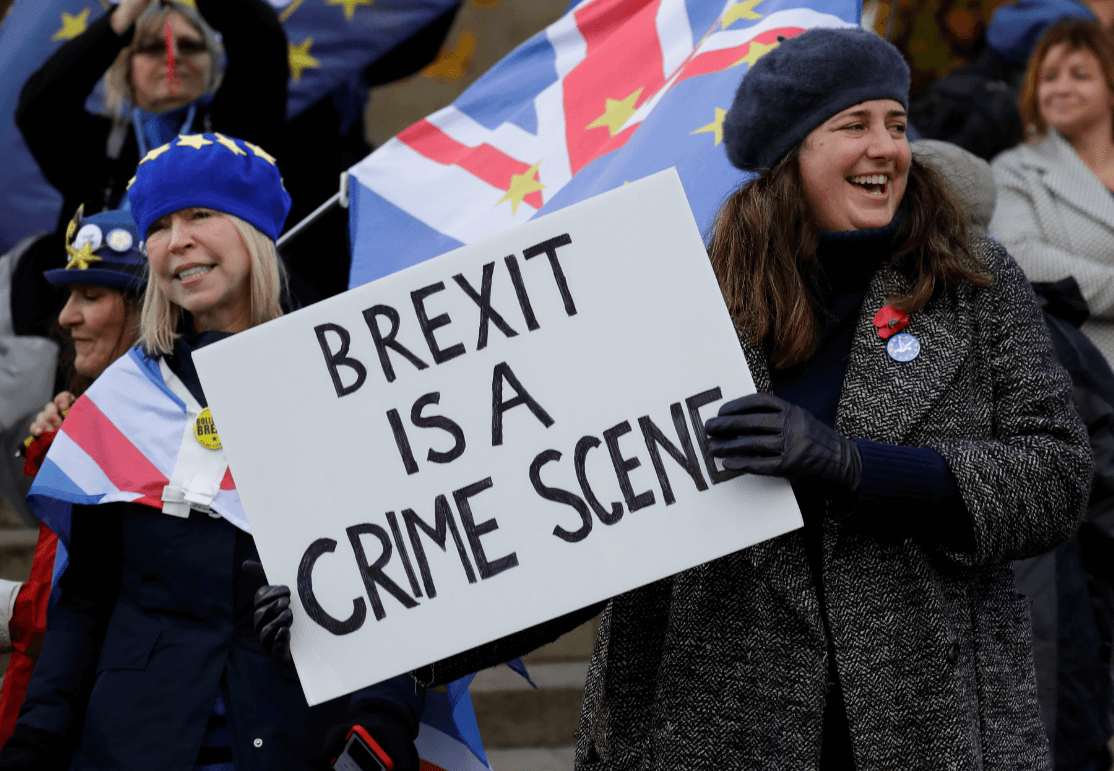 Detractores del Brexit protestan en Londres. (AP) 