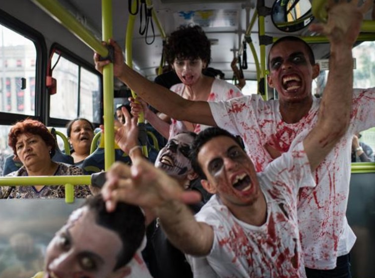 Día de Muertos: zombis toman el centro de Sao Paulo
