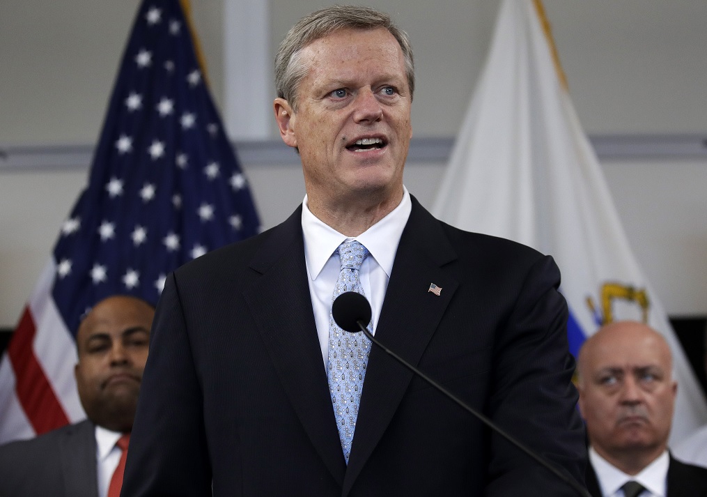 Charlie Baker es reelegido como gobernador de Massachusetts