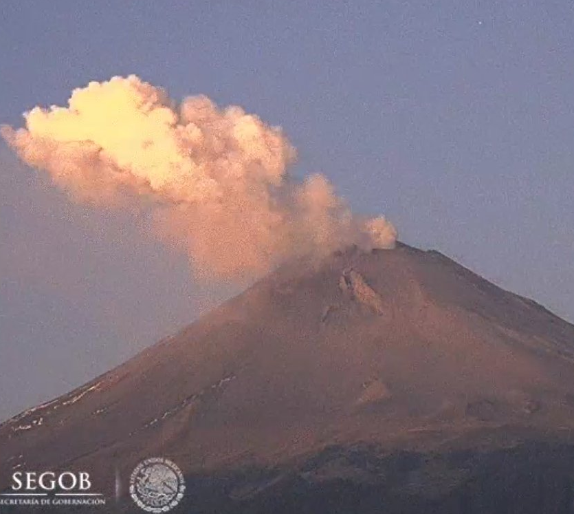 Explosión del Popocatépetl se propaga hacia Puebla