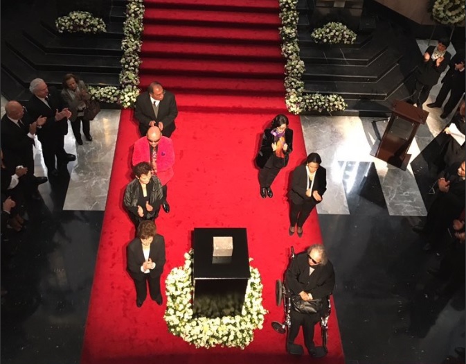 Fernando del Paso recibe homenaje en el Palacio de Bellas Artes