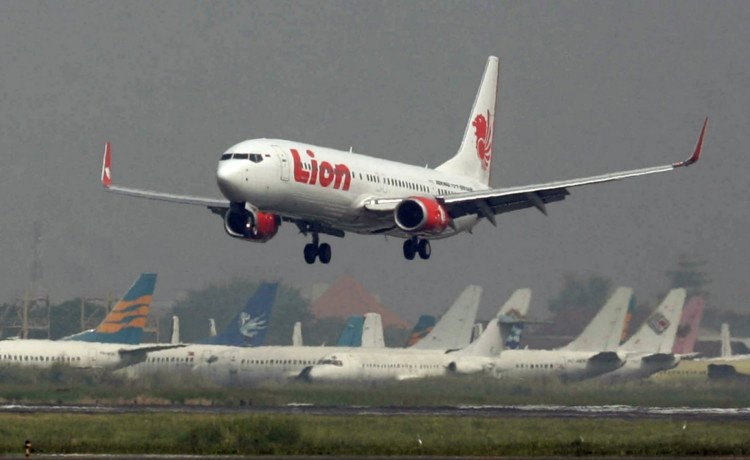 Se accidenta otro avión de Lion Air tras chocar en aeropuerto de Sumatra