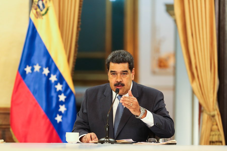 Maduro aumenta salario mínimo de 1,800 a 4,500 bolívares
