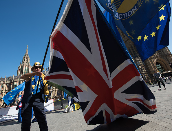 UE y Reino Unido alcanzan acuerdo político sobre borrador del Brexit