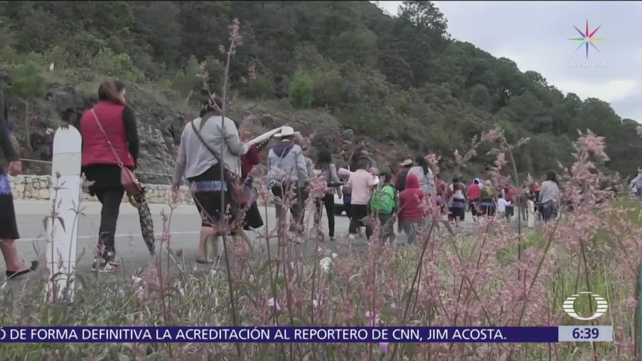 Indígenas tzotziles marchan de San Cristóbal a Tuxtla Gutiérrez